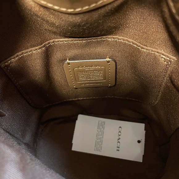 Authentic Coach Mini Dempsey Bucket - Picture 7 of 8